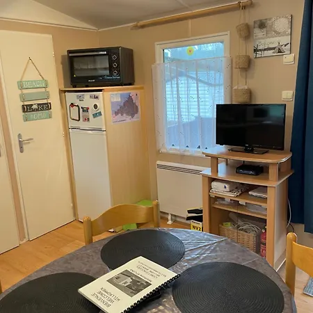 600m De La - Mobilhome Loka 4 Personnes Goelands 3 Etoiles Campingplads